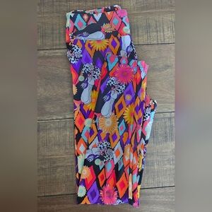LuLaRoe Disney Villains Cruella OS Leggings